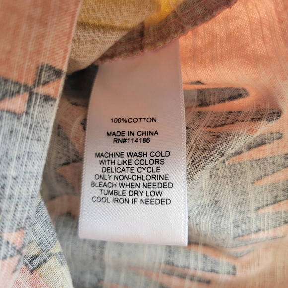 Frye and Co. Big and Tall  Regular Fit Short Sleeve Button-Down Shirt. - Picture 7 of 8